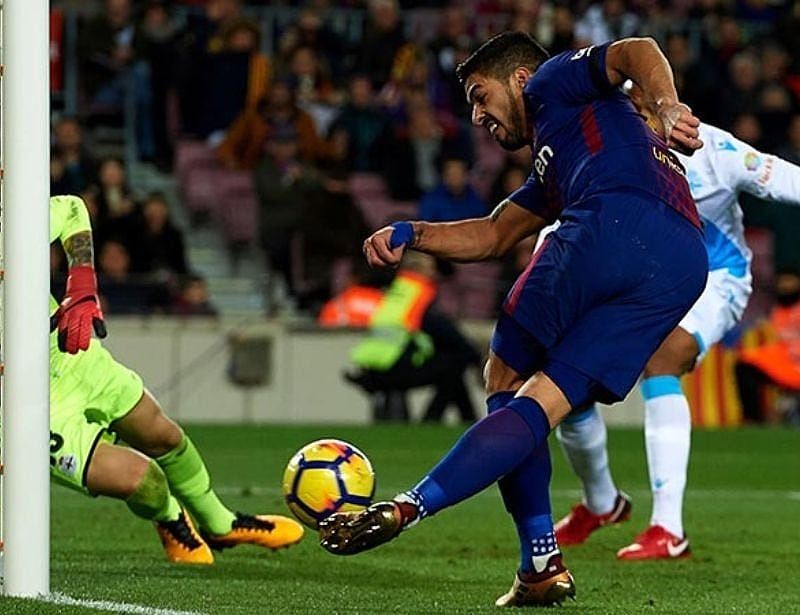 Kỹ thuật rang đậu phộng trong bóng đá: Hướng dẫn chi tiết cho người mới bắt đầu - Sporting Lisbon Việt Nam