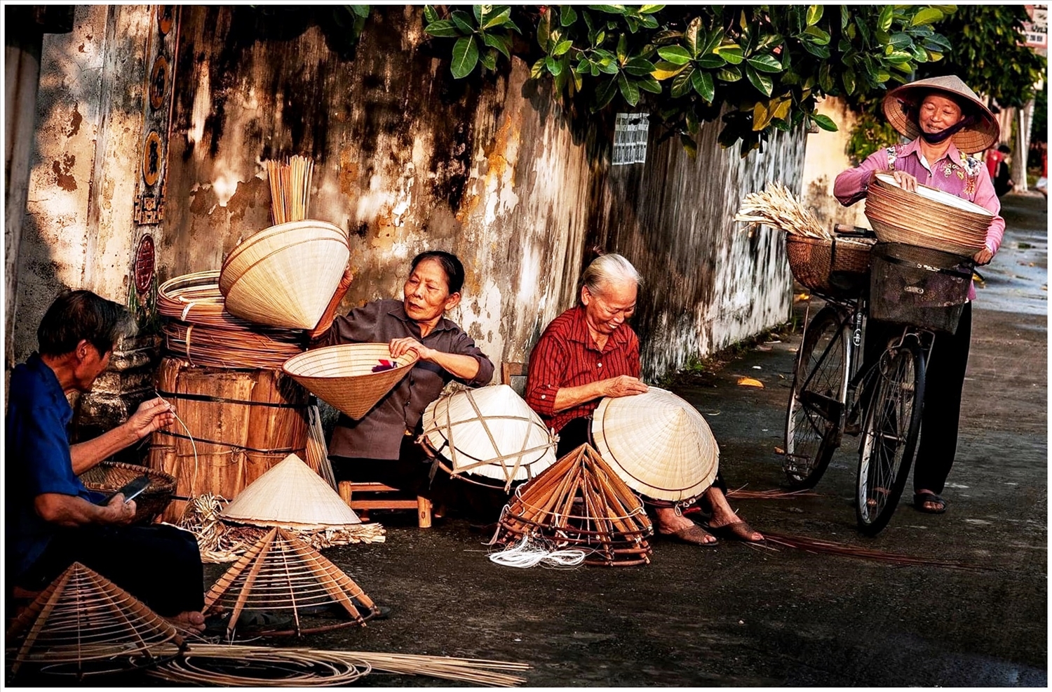Hơn 10 nghề thủ công truyền thống của người Việt xưa